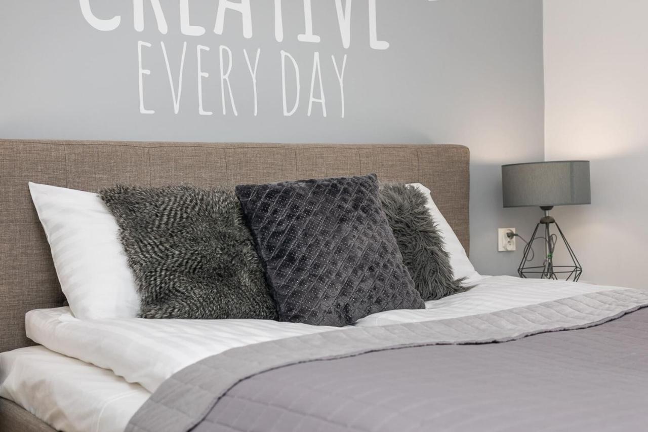 Rent like home - Złota 65 II Warszawa Zewnętrze zdjęcie